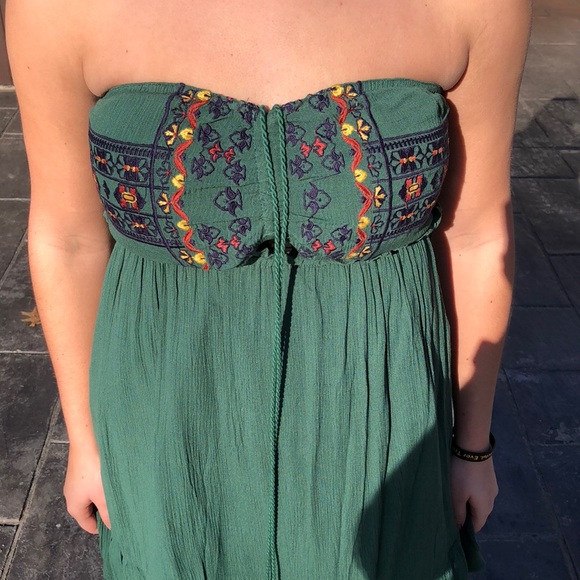 Strapless Boho halter Dress - Picture 2 of 3